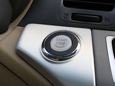 Used 2014 Nissan Murano SL AWD/4WD image 33