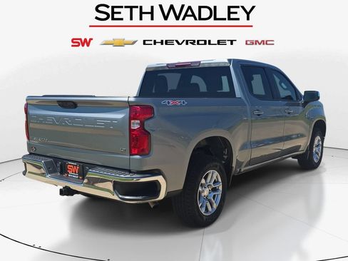 Used 2023 Chevrolet Silverado 1500 LT AWD/4WD image 7