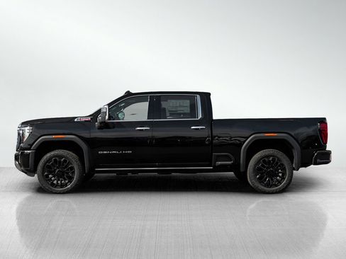 New 2026 GMC Sierra 2500 Denali w/ Denali Reserve Package AWD/4WD image 4