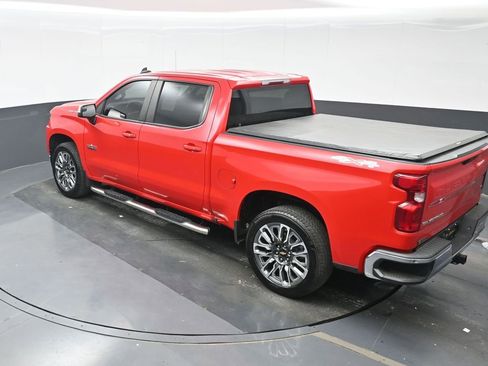 Used 2019 Chevrolet Silverado 1500 LT w/ Texas Edition AWD/4WD image 24