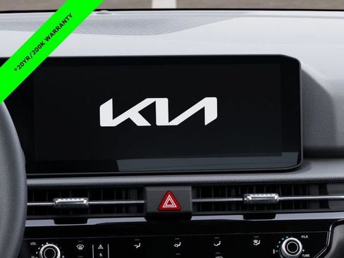 New 2026 Kia Sportage LX image 20