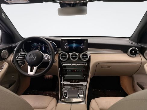 Used 2021 Mercedes-Benz GLC 300 4MATIC image 14