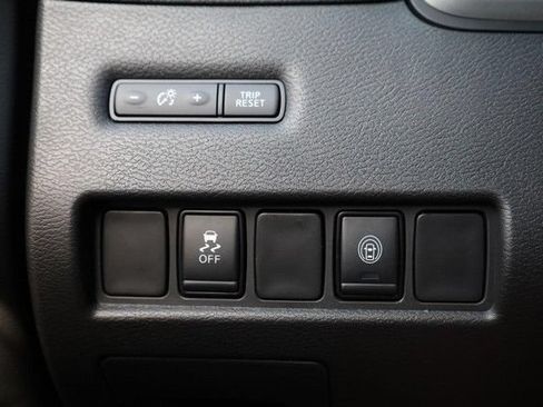 Certified 2024 Nissan Murano SV FWD image 18