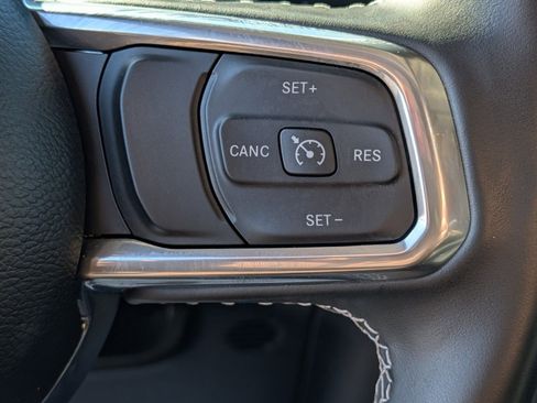 Used 2022 Jeep Wrangler Unlimited Sahara w/ LED Lighting Group image 36