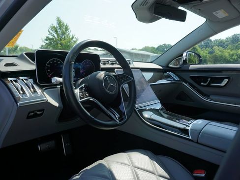 Certified 2023 Mercedes-Benz Maybach S 680 4MATIC image 23