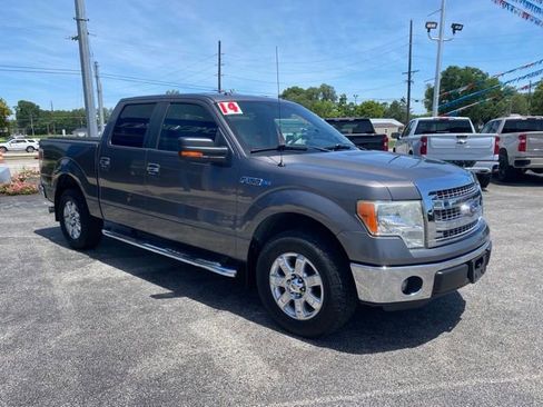 Used 2014 Ford F150 XLT w/ XLT Chrome Package RWD image 7