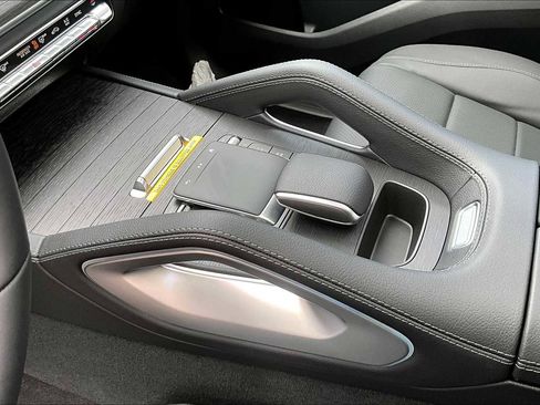 New 2025 Mercedes-Benz GLE 450 GLE 450 image 11