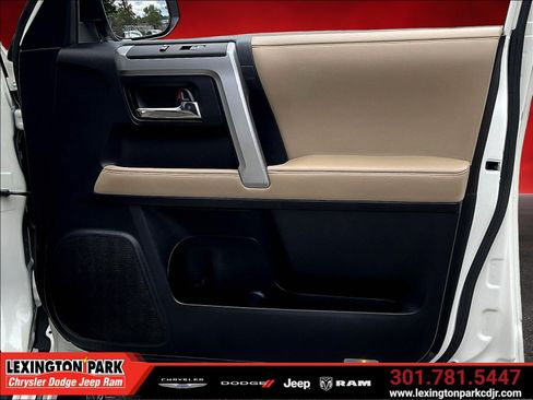 Used 2023 Toyota 4Runner Limited AWD/4WD image 27