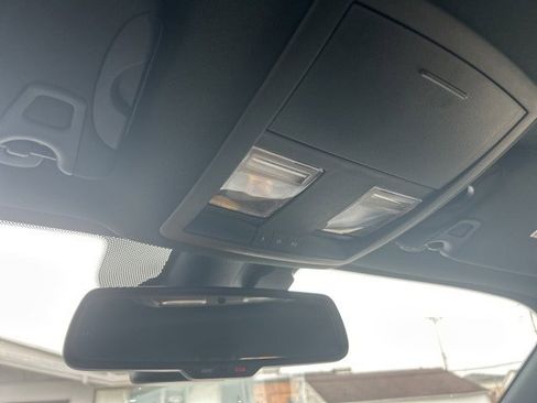 Used 2022 Dodge Challenger GT w/ Plus Package image 23