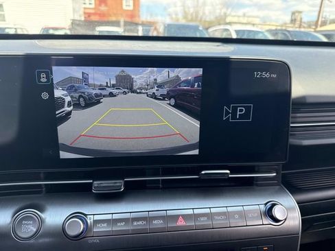 Certified 2025 Hyundai Kona SEL AWD/4WD image 22