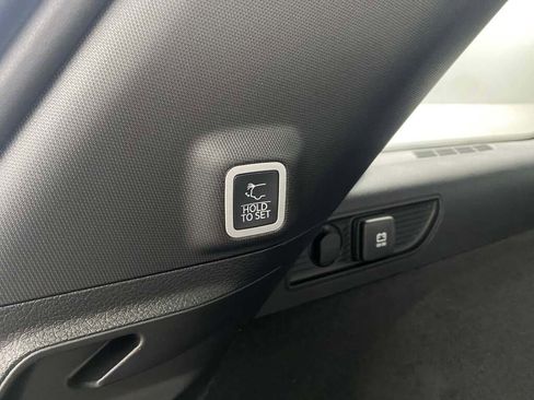 New 2025 Jeep Grand Cherokee Summit image 38