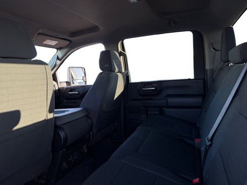 Used 2024 Chevrolet Silverado 2500 Custom w/ Custom Convenience Package image 11