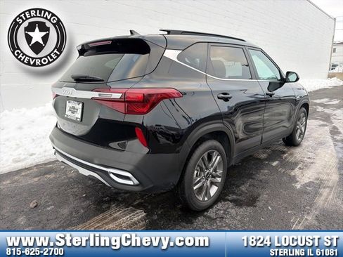 Used 2023 Kia Seltos S image 5