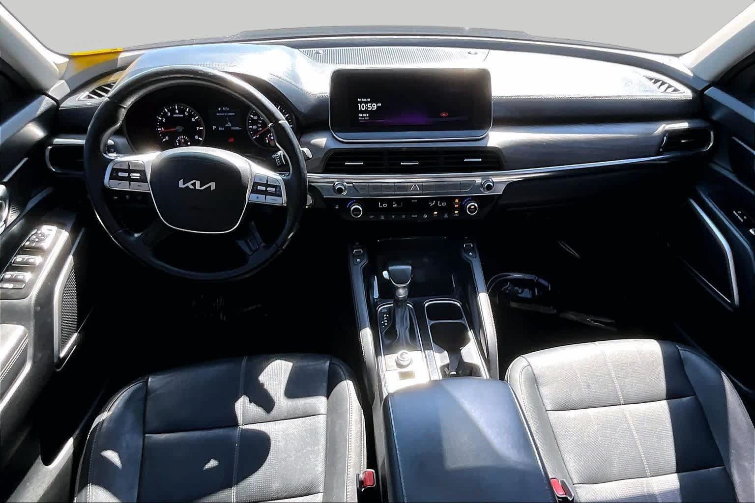 Used 2022 Kia Telluride EX w/ EX Premium Package AWD/4WD image 14