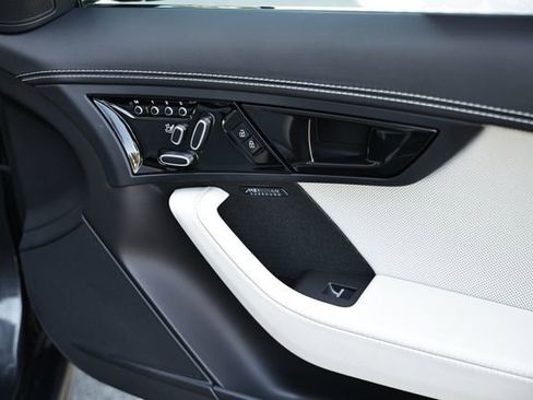 New 2024 Jaguar F-TYPE R image 21