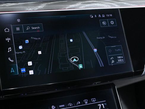 Used 2022 Audi e-tron Chronos image 16