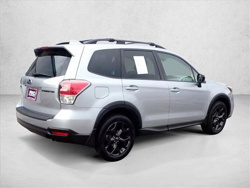 Used 2018 Subaru Forester 2.5i Premium w/ Popular Package #3B AWD/4WD image 4