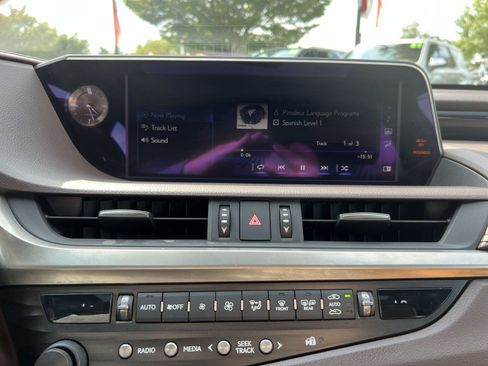 Used 2020 Lexus ES 350 w/ Premium Package FWD image 18