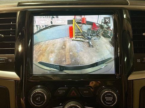 Used 2018 RAM 3500 Laramie Longhorn image 15