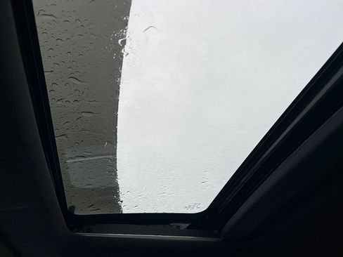 Used 2025 Honda CR-V Sport-L image 12