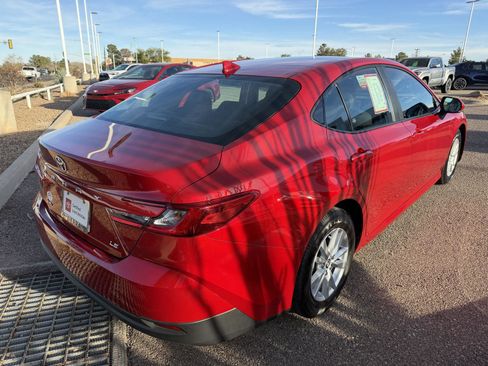 Certified 2025 Toyota Camry LE image 5