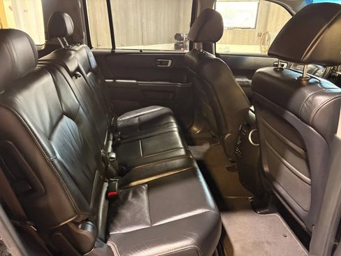 Used 2009 Honda Pilot Touring image 16