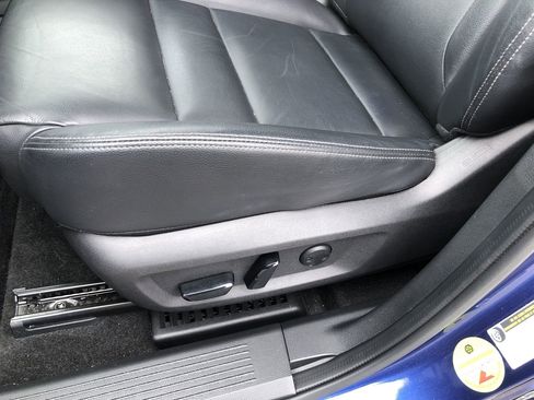 Used 2023 Nissan Rogue SL w/ SL Premium Package image 23