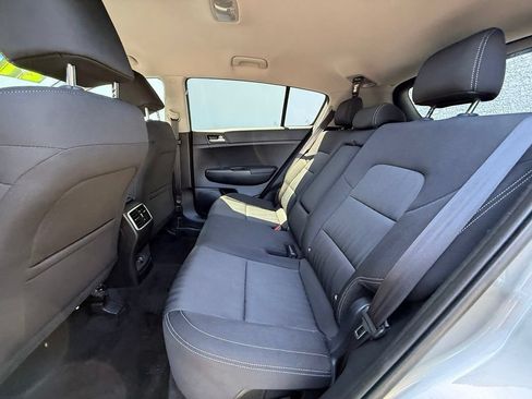 Used 2021 Kia Sportage LX AWD/4WD image 15