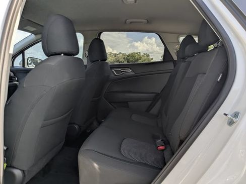 Certified 2025 Kia Sportage LX FWD image 15
