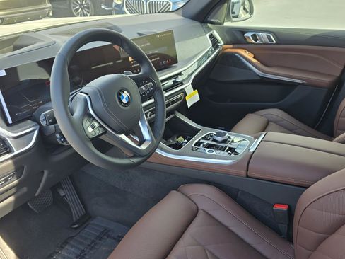 New 2026 BMW X5 xDrive40i w/ Executive Package image 19