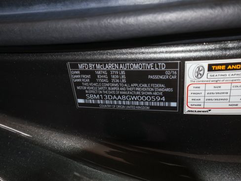 Used 2016 McLaren 570S Coupe RWD image 45