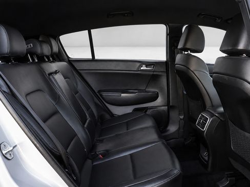 Used 2020 Kia Sportage S FWD image 14