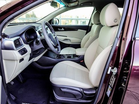 Used 2020 Kia Sorento LX image 34