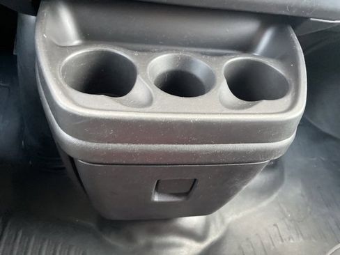 Used 2023 GMC Savana 2500 w/ Driver Convenience Package image 30