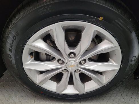 Used 2023 Chevrolet Malibu LT FWD image 31