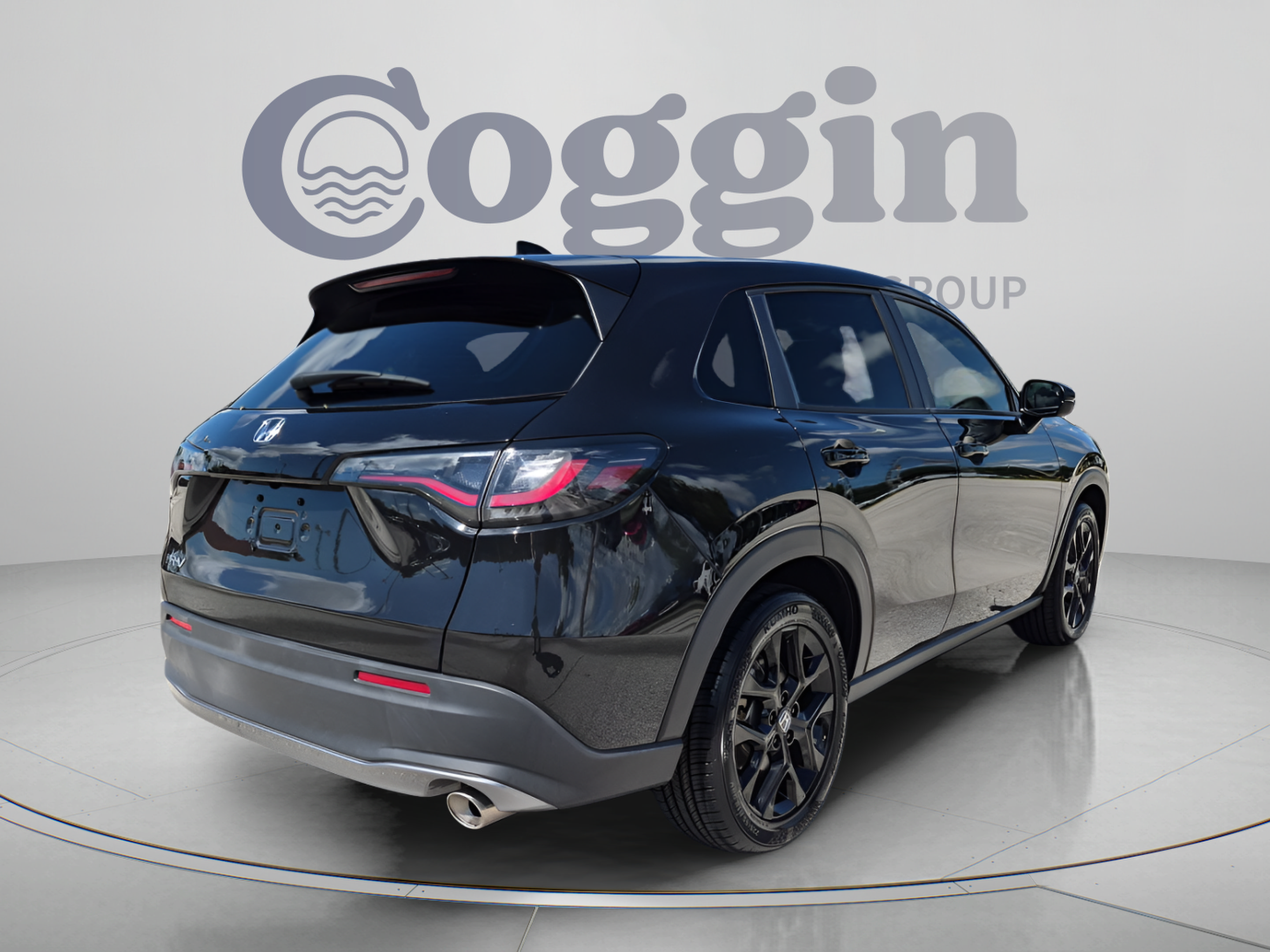 Certified 2025 Honda HR-V Sport image 6