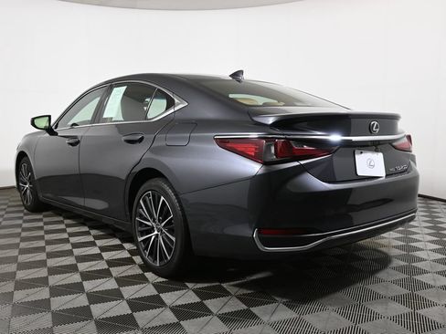 Used 2024 Lexus ES 250 w/ Premium Package AWD/4WD image 9