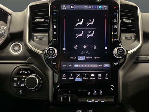 New 2026 RAM 1500 Big Horn AWD/4WD image 18