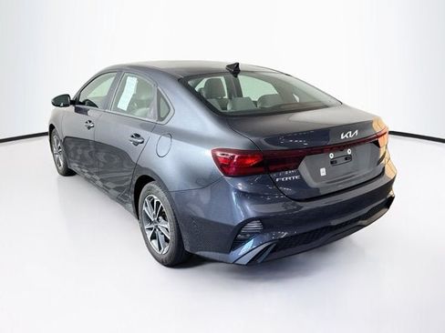 Certified 2023 Kia Forte LXS FWD image 7