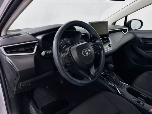 Used 2024 Toyota Corolla LE FWD image 9