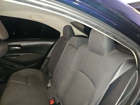 Used 2021 Toyota Corolla LE image 14