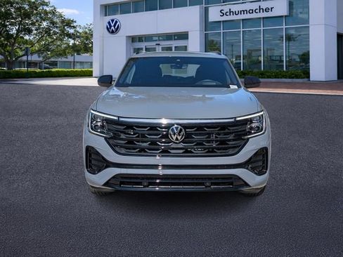 New 2026 Volkswagen Atlas Cross Sport SEL R-Line AWD/4WD image 2