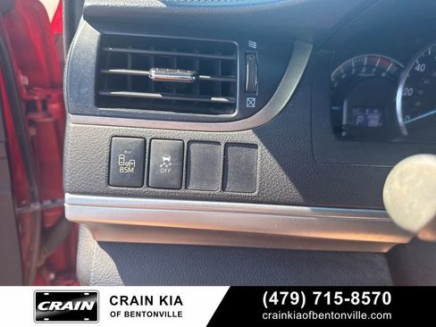 Used 2013 Toyota Camry SE w/ Leather Pkg image 26