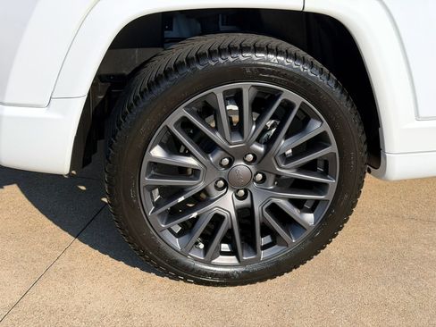 Used 2022 Jeep Compass High Altitude AWD/4WD image 8