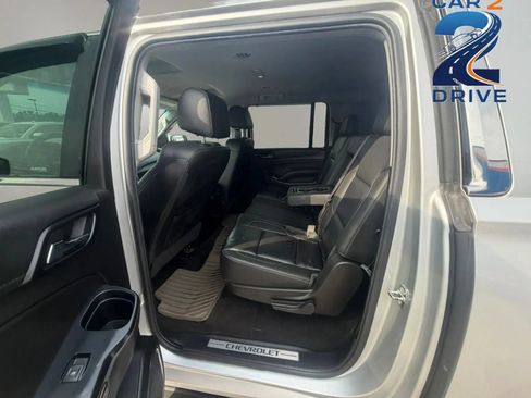Used 2018 Chevrolet Suburban LT AWD/4WD image 15