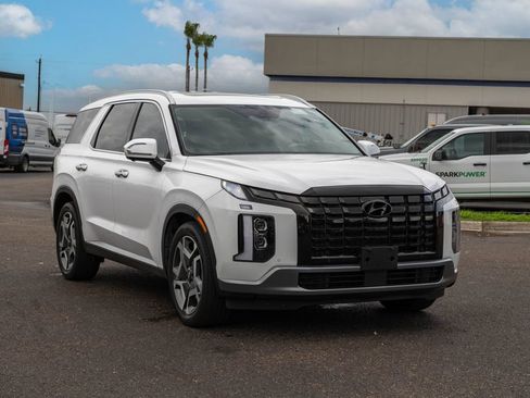 Used 2024 Hyundai Palisade Limited FWD image 1