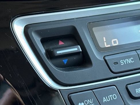 Used 2019 Honda Pilot Elite image 28