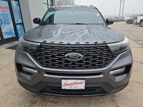Used 2022 Ford Explorer ST-Line image 16