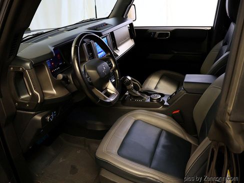 Used 2021 Ford Bronco Outer Banks w/ Sasquatch Package image 11