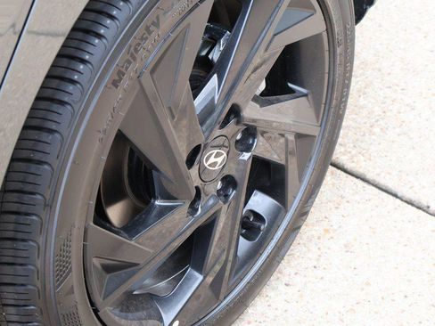 New 2026 Hyundai Elantra Sport image 12